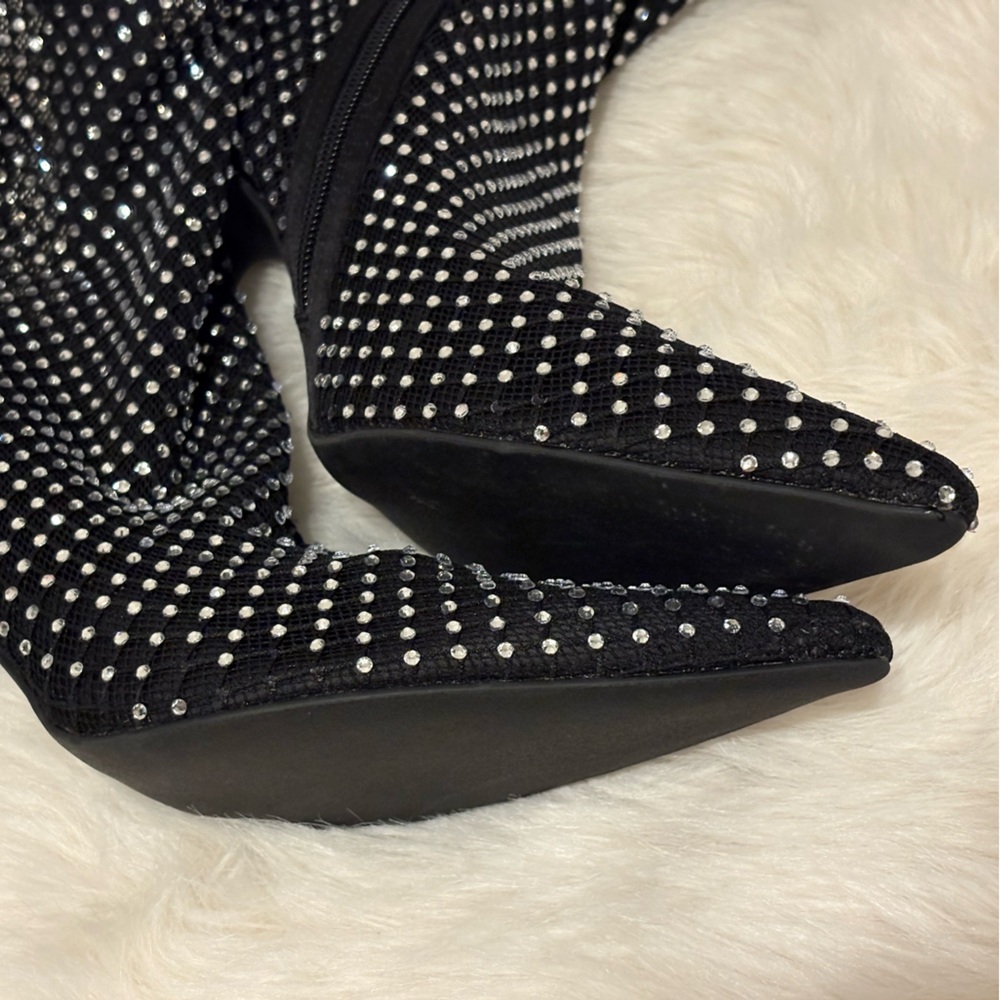 NWOT Elegant Black Studded Heeled Boots - Picture 8 of 9